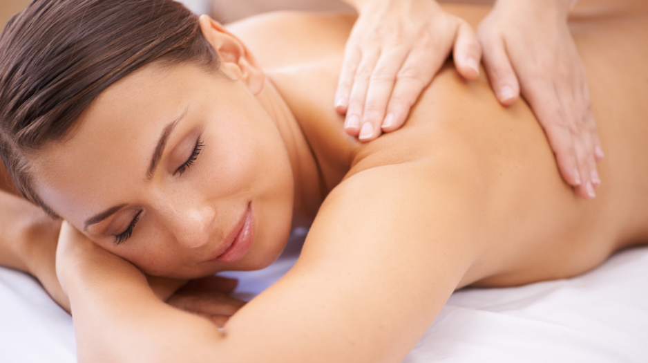 Kadiköy Eve Gelen Bayan Serbest Çalışan Masöz