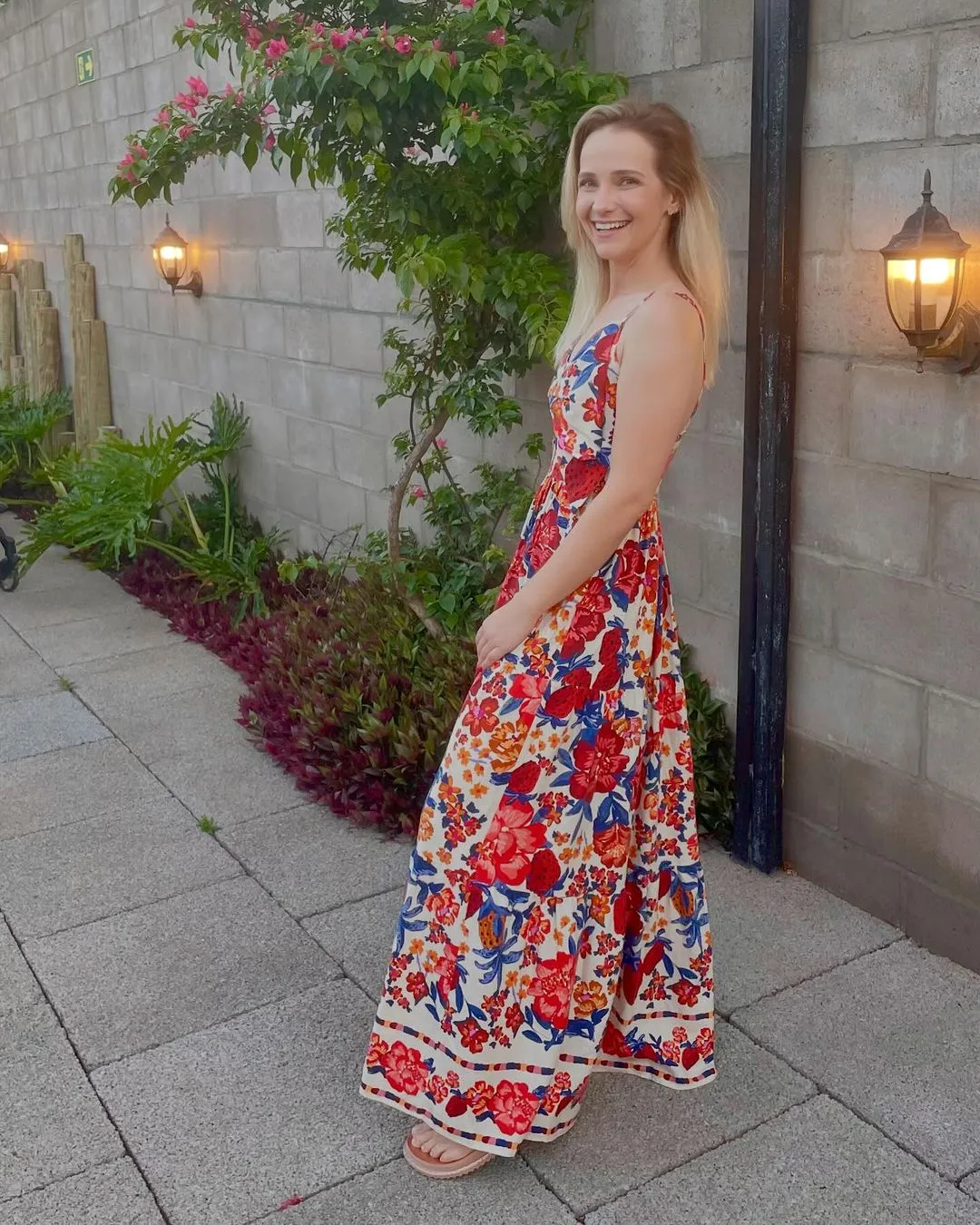 Uskudar Eve Gelen Masöz Nil